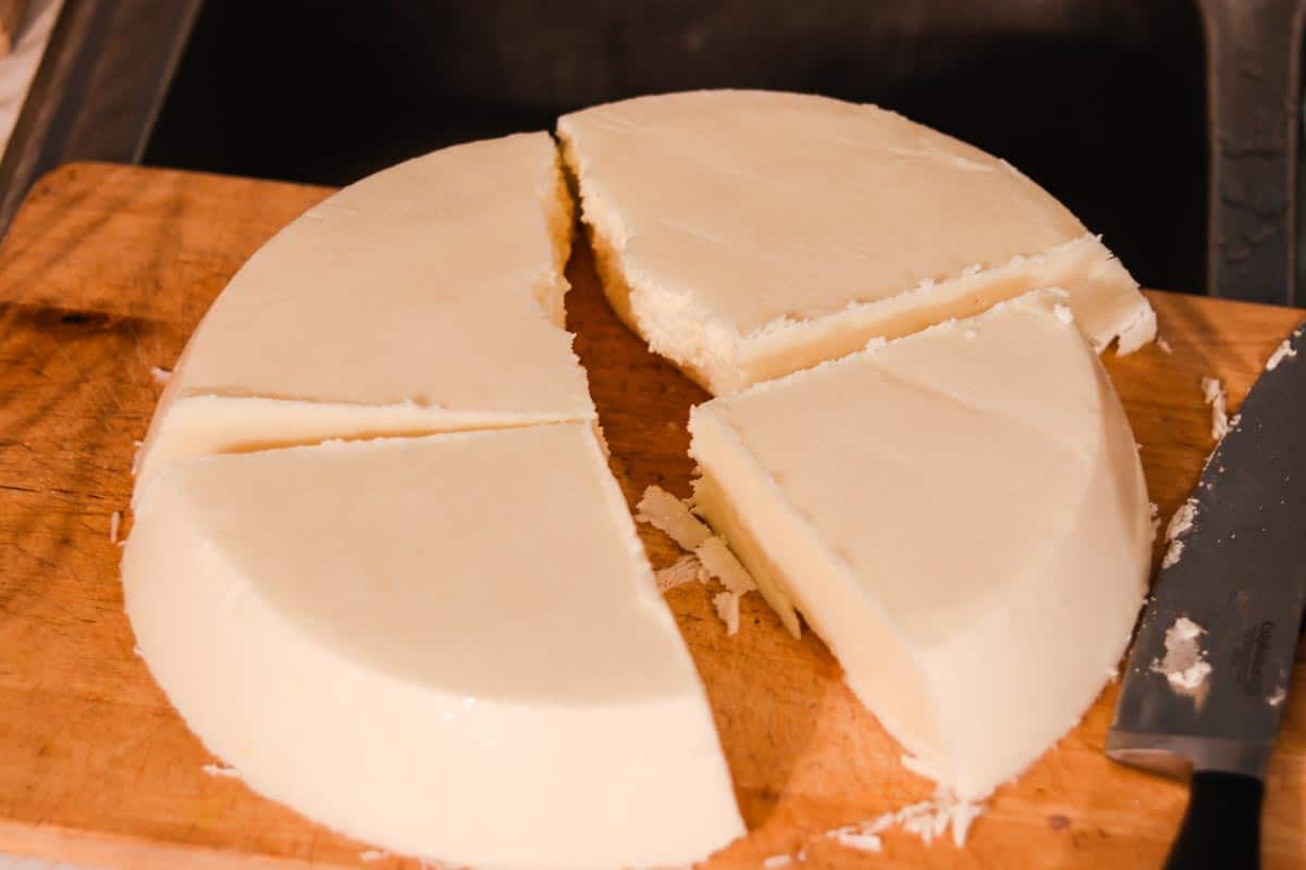 How to Render and Purify Tallow So That it is Odorless and White