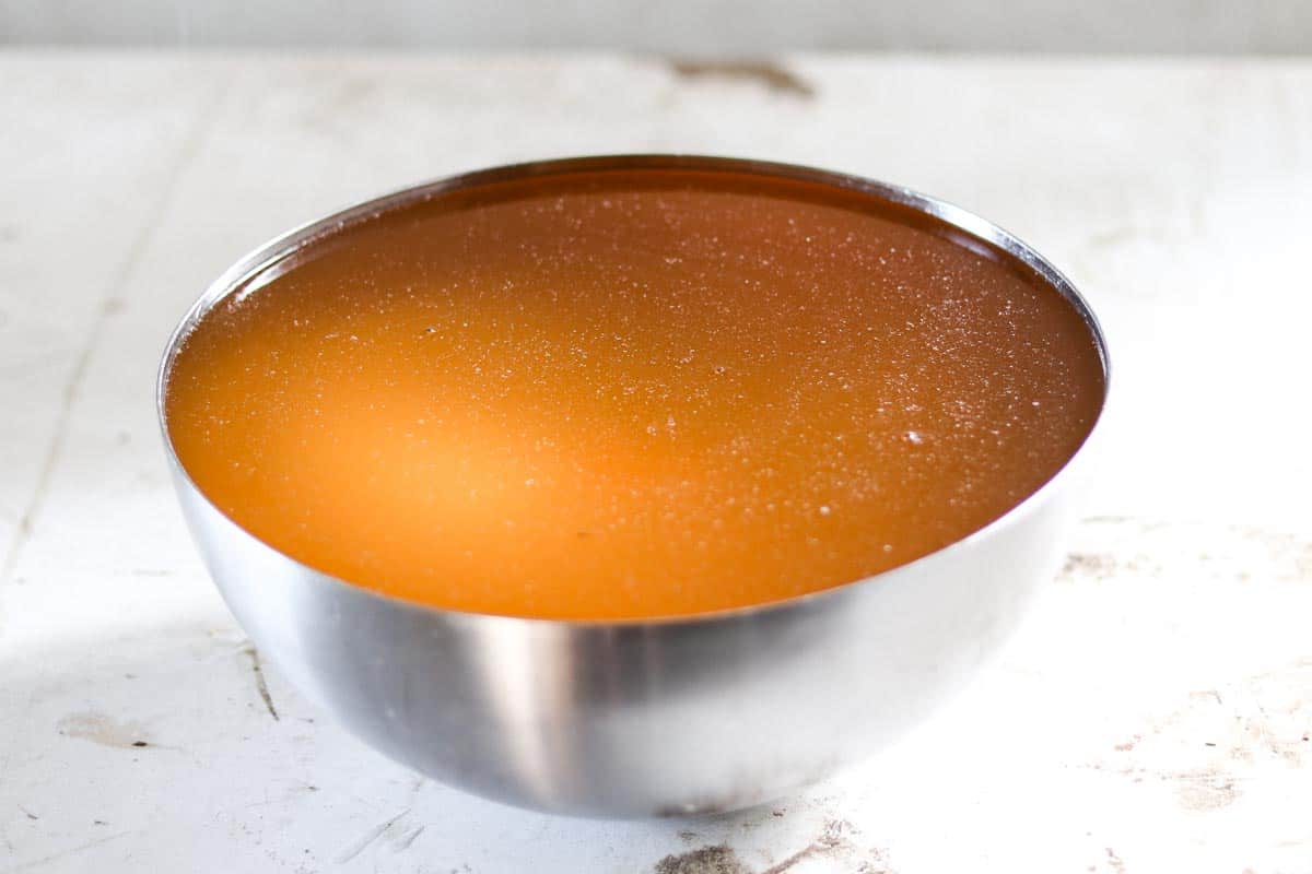 How to Render and Purify Tallow So That it is Odorless and White