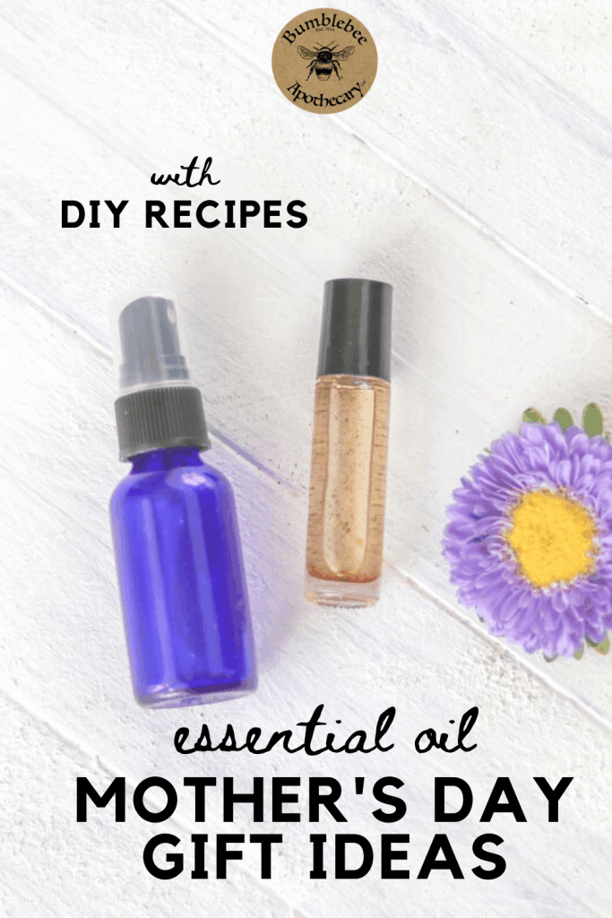 Some gorgeous and easy essential oil gift ideas that are perfect for natural moms. #mothersday #gifts #giftidea #mothers #moms