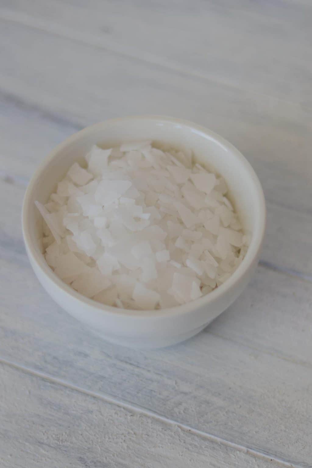 How to Make Magnesium Oil from Flakes Bumblebee Apothecary