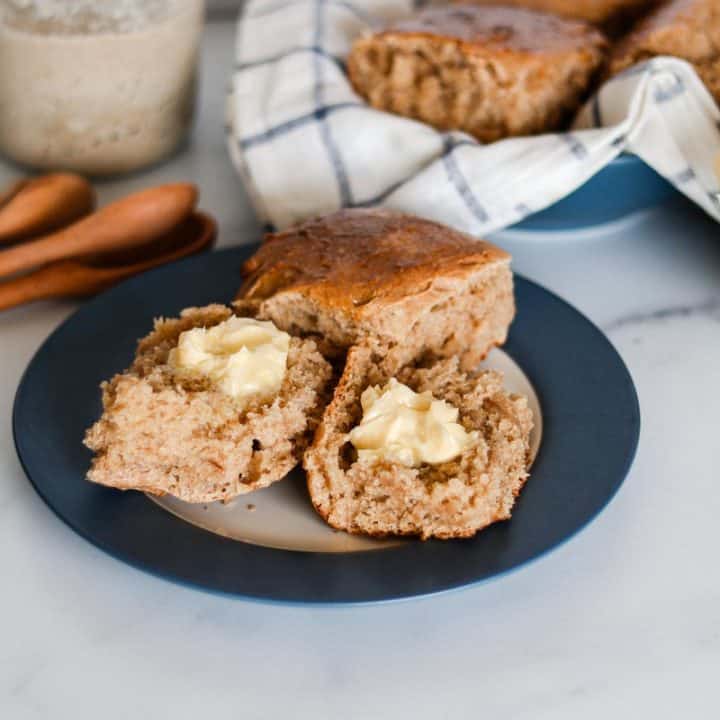 Sourdough Dinner Rolls